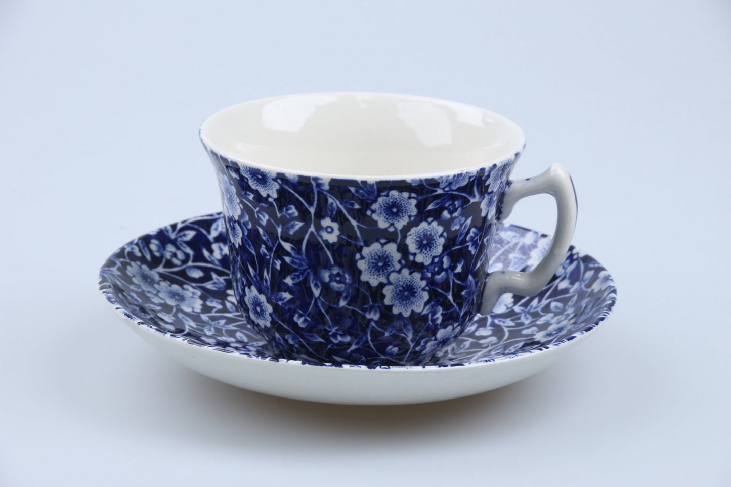 Kaffeetasse mit Untere