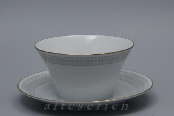 einteilige Sauciere mit Teller