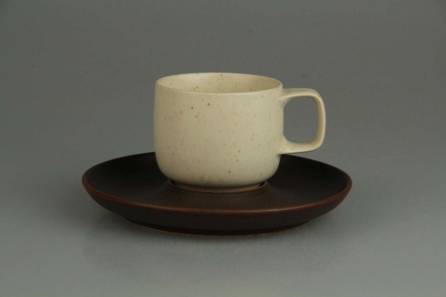 Kaffeetasse mit Untertasse II.Wahl