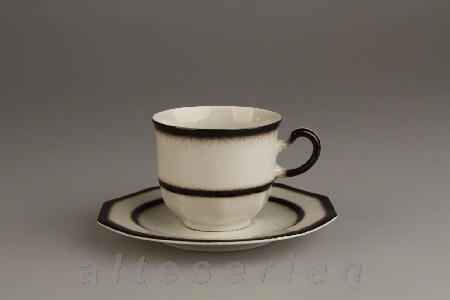 Kaffeetasse mit Untere