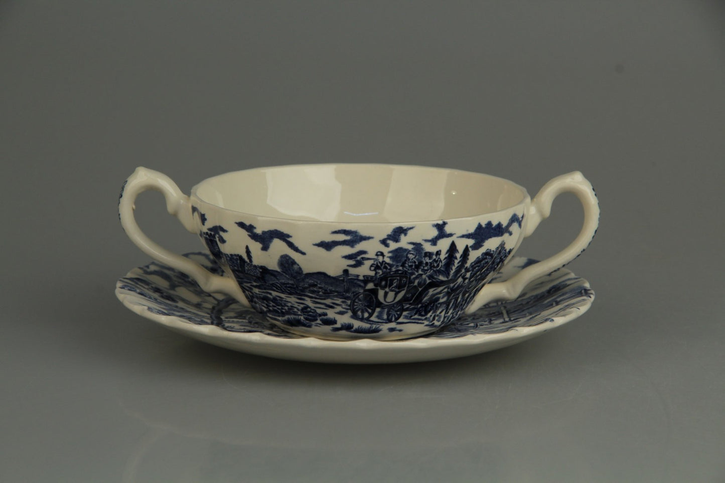 Suppentasse mit Untere