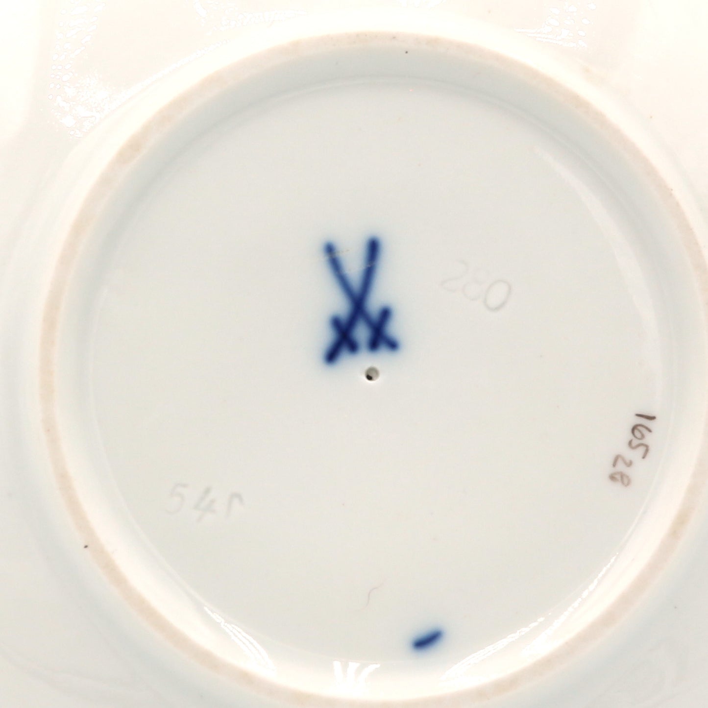 Eierbecher mit Schalenablage