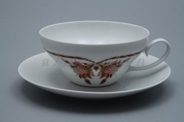 Teetasse mit Untere