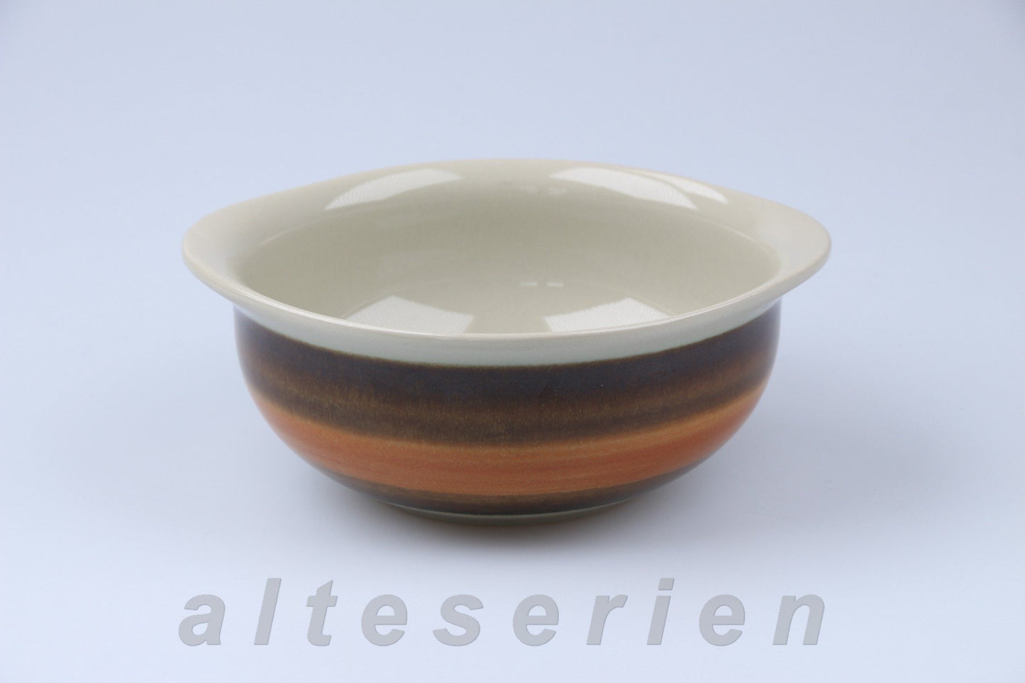 Suppentasse mit Griffen