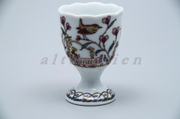 Eierbecher auf Fuß Januar H 7,3 cm