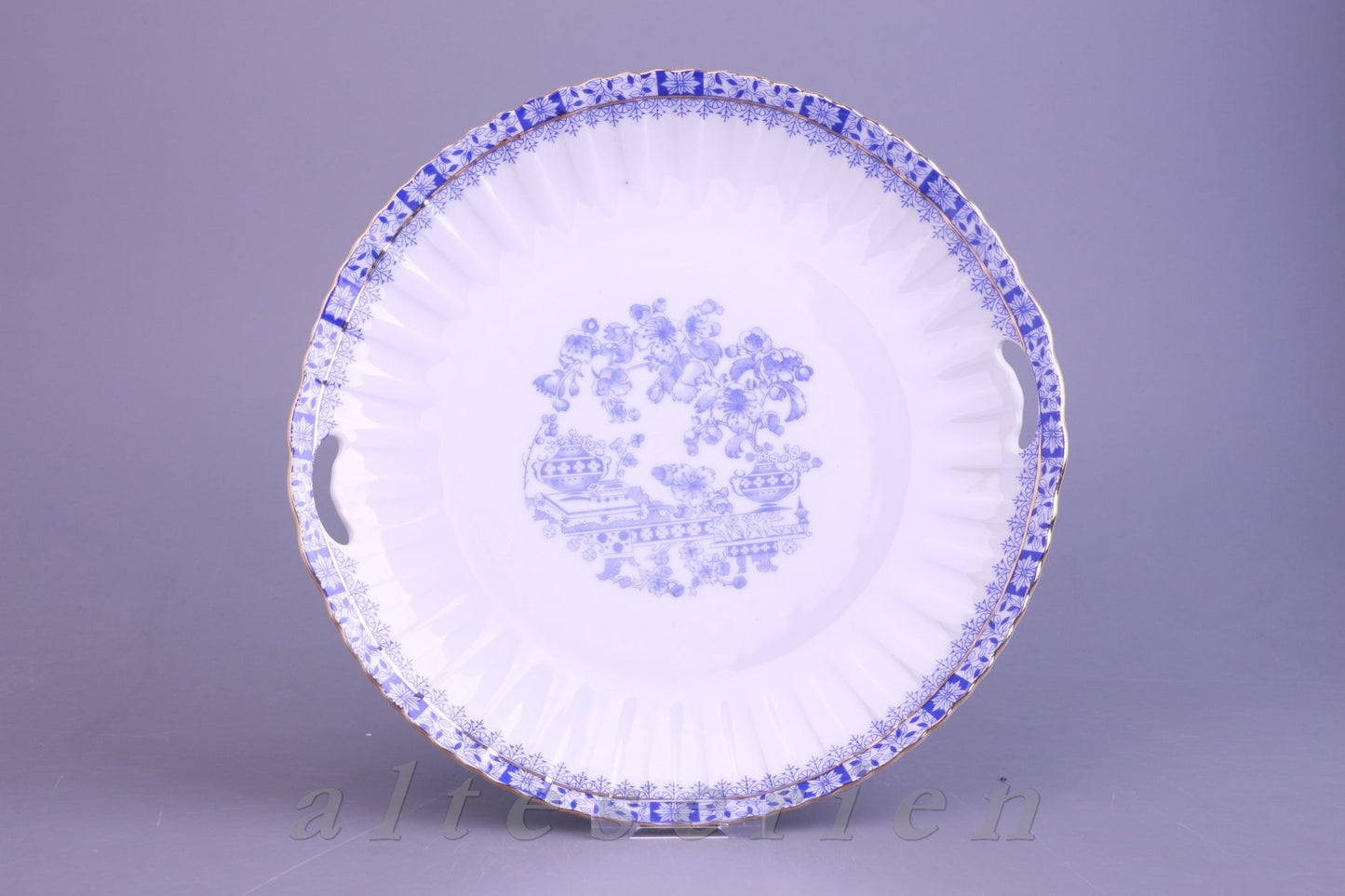 Kuchenplatte mit Griffen