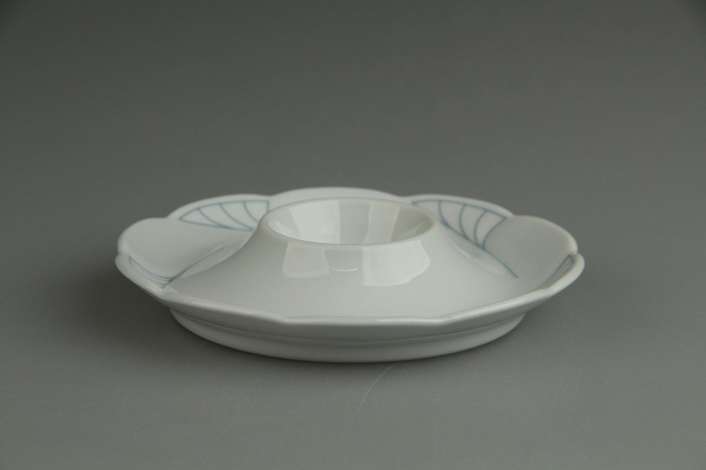 Eierbecher mit Schalenablage D 12,4 cm