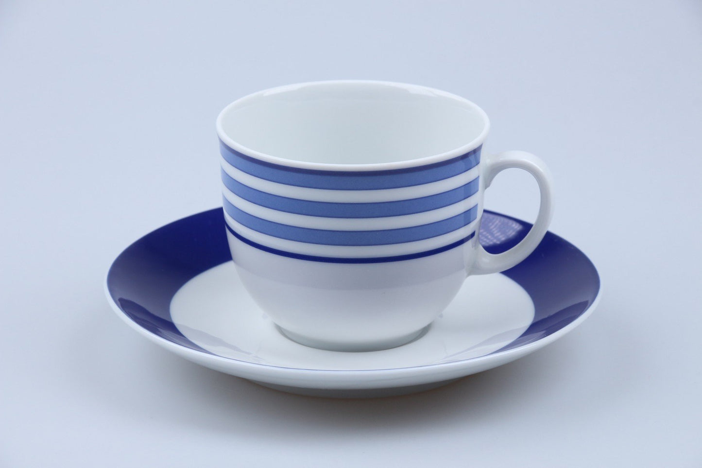 Kaffeetasse mit Untere