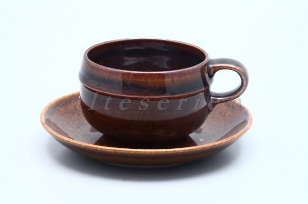 Teetasse mit Untere