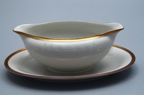 einteilige Sauciere mit Teller