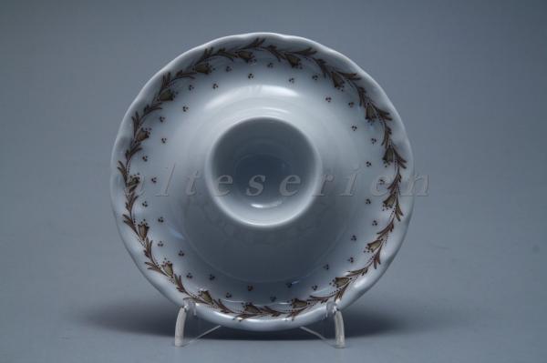 Eierbecher mit Schalenablage