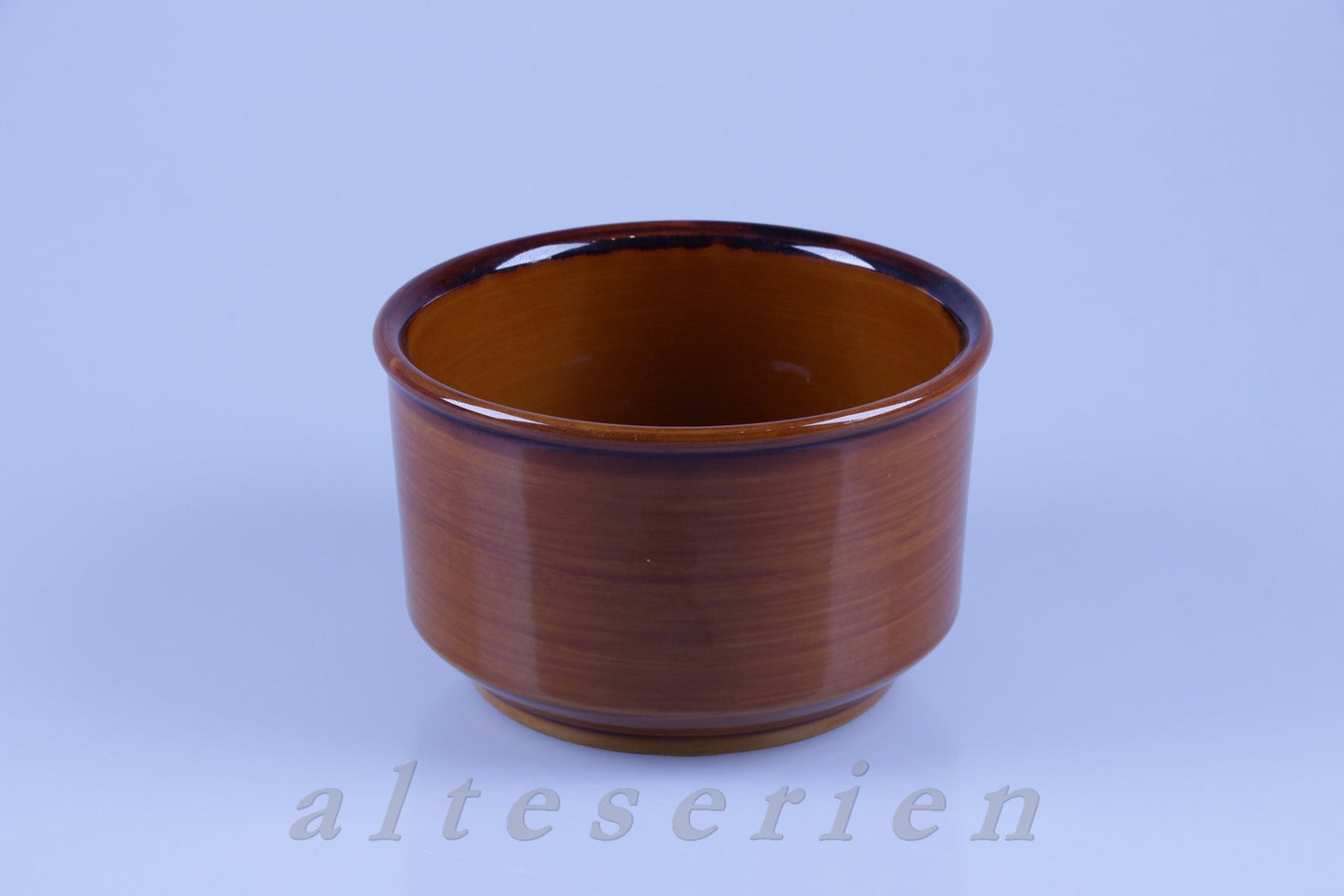 Schüssel groß gerade Form