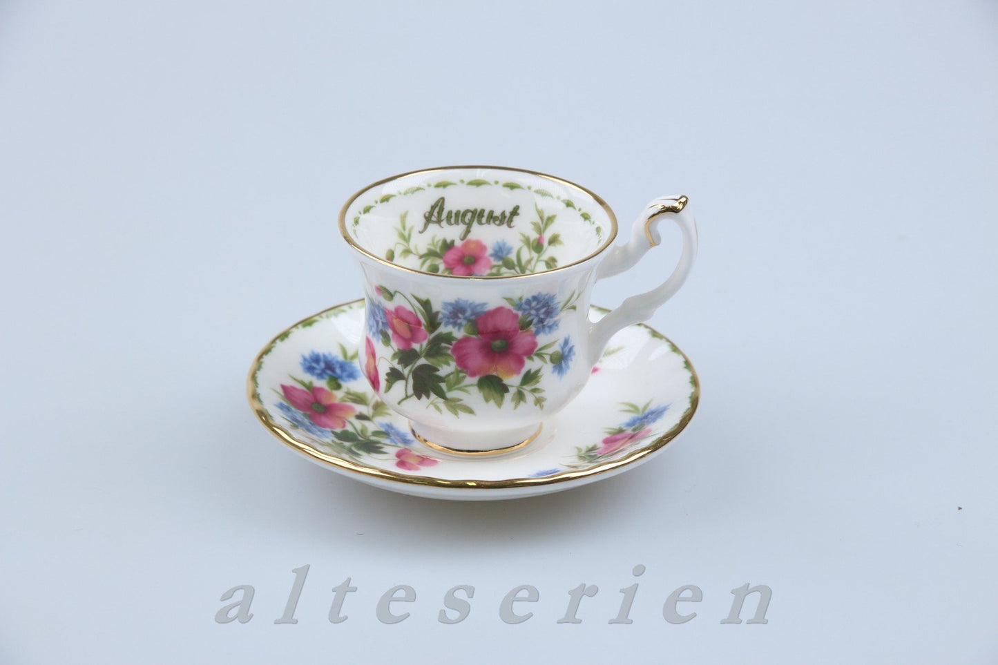 Miniaturtasse mit Untertasse - August