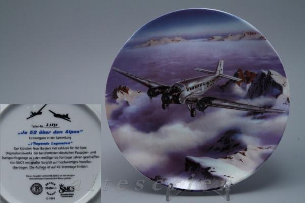 Wandteller Ju 52 über den Alpen