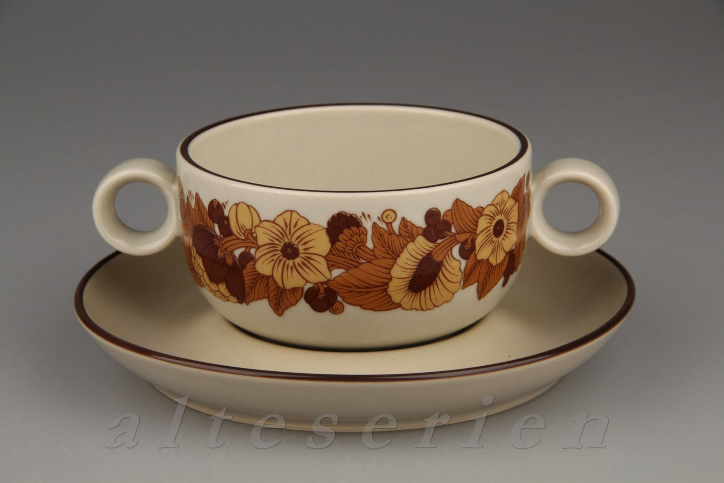 Suppentasse mit Untere