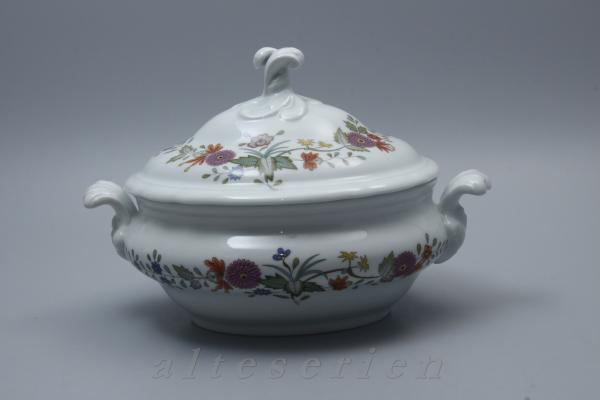 oval geformte Ragout / Terrine