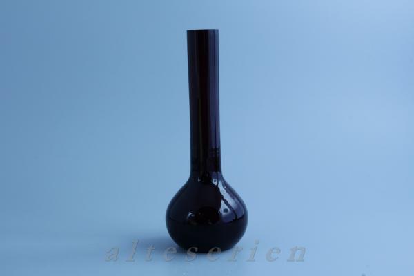 Vase mit schalem Hals