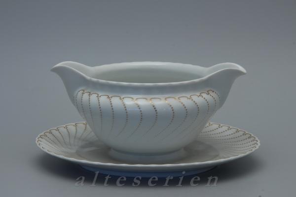 einteilige Sauciere mit Teller