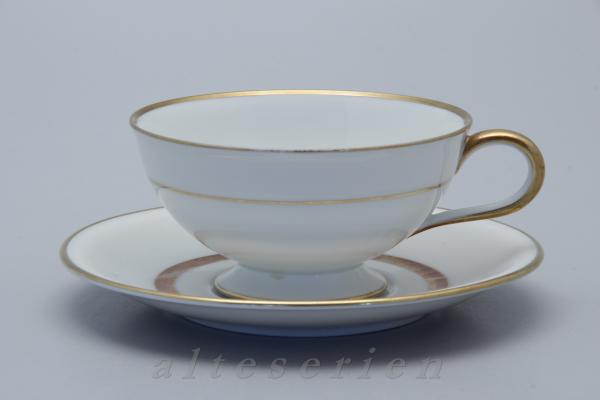 Teetasse mit Untere