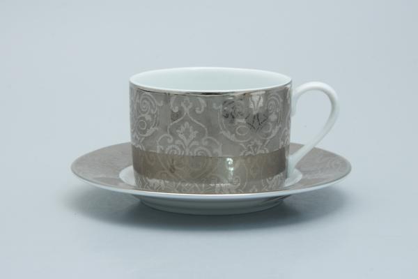 Teetasse mit Untere