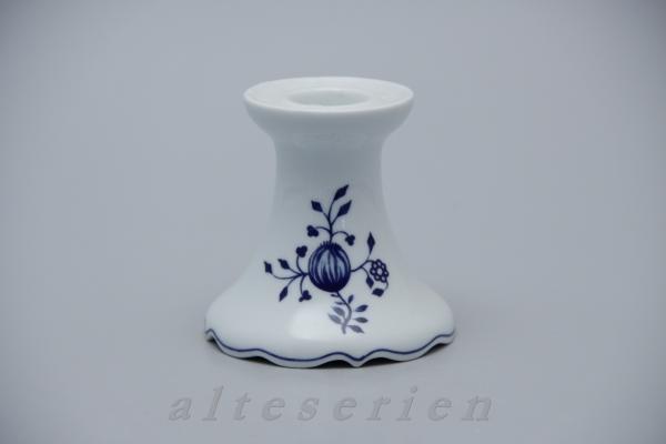 Kerzenleuchter mit breitem Fuß