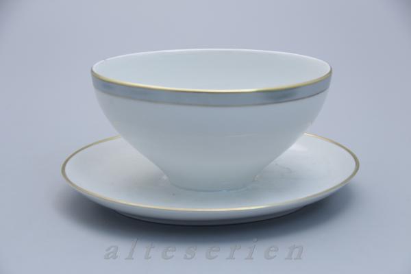 Sauciere mit Teller einteilig