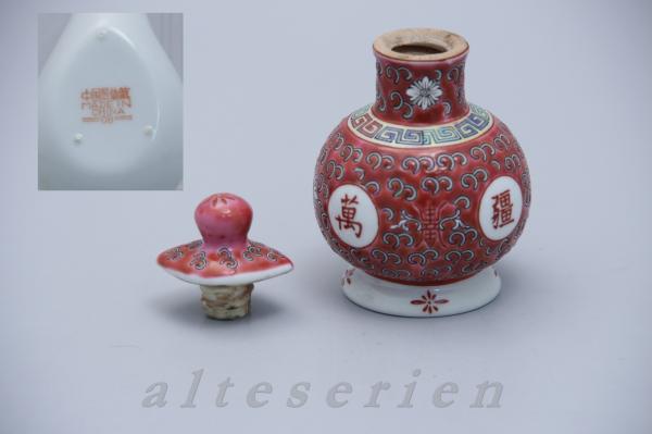 Kännchen mit Schaubverschluss