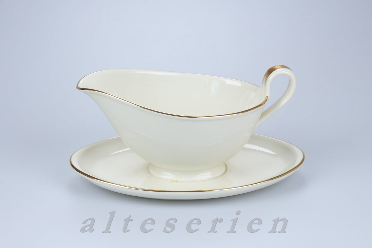 Sauciere mit Teller einteilig