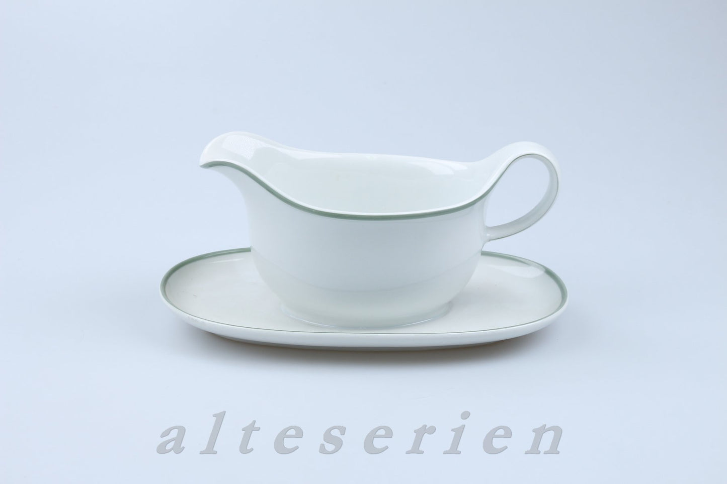 Sauciere mit Teller einteilig