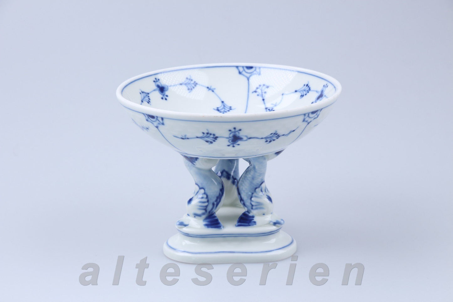 Gebäckschale auf Fuß Modell 451