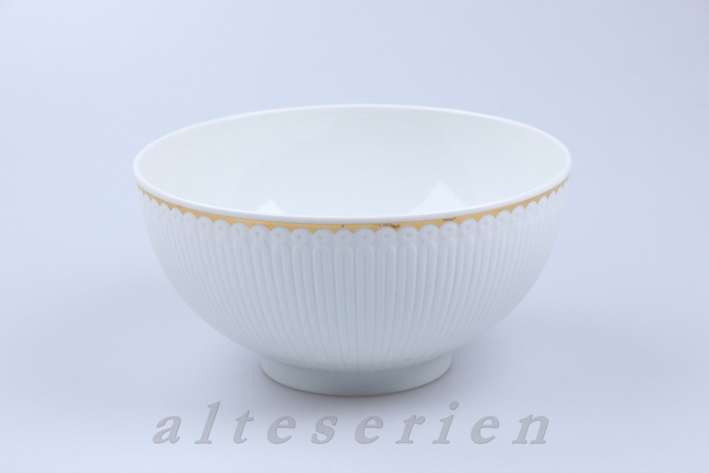 Schüssel mittelgroß