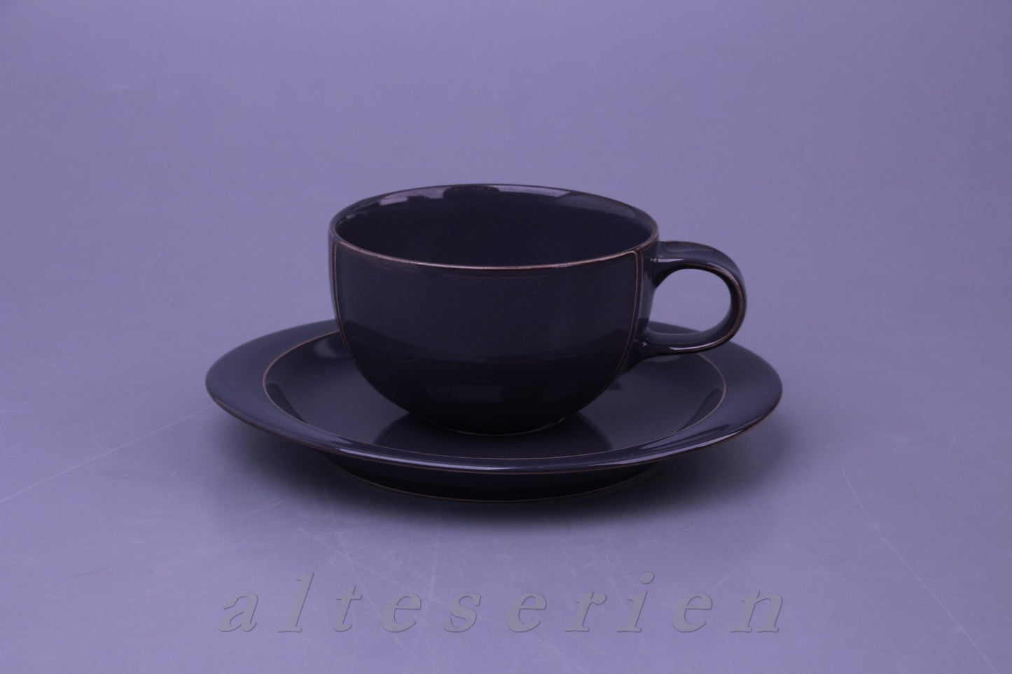 Teetasse mit Untere