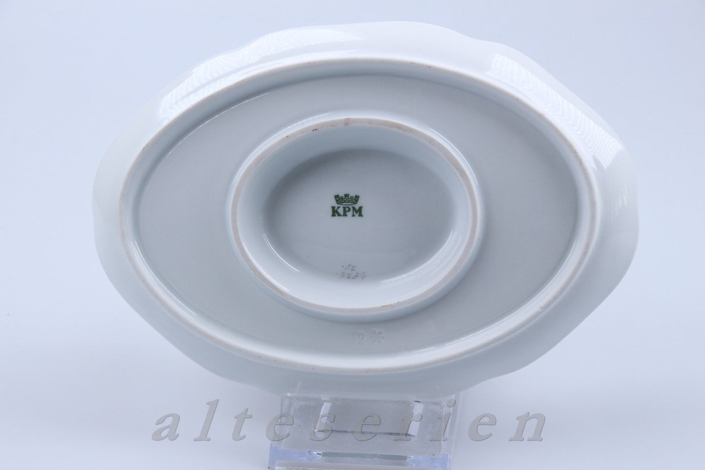 Sauciere mit Teller einteilig