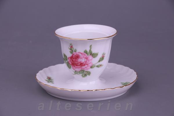 Eierbecher mit Schalenablage