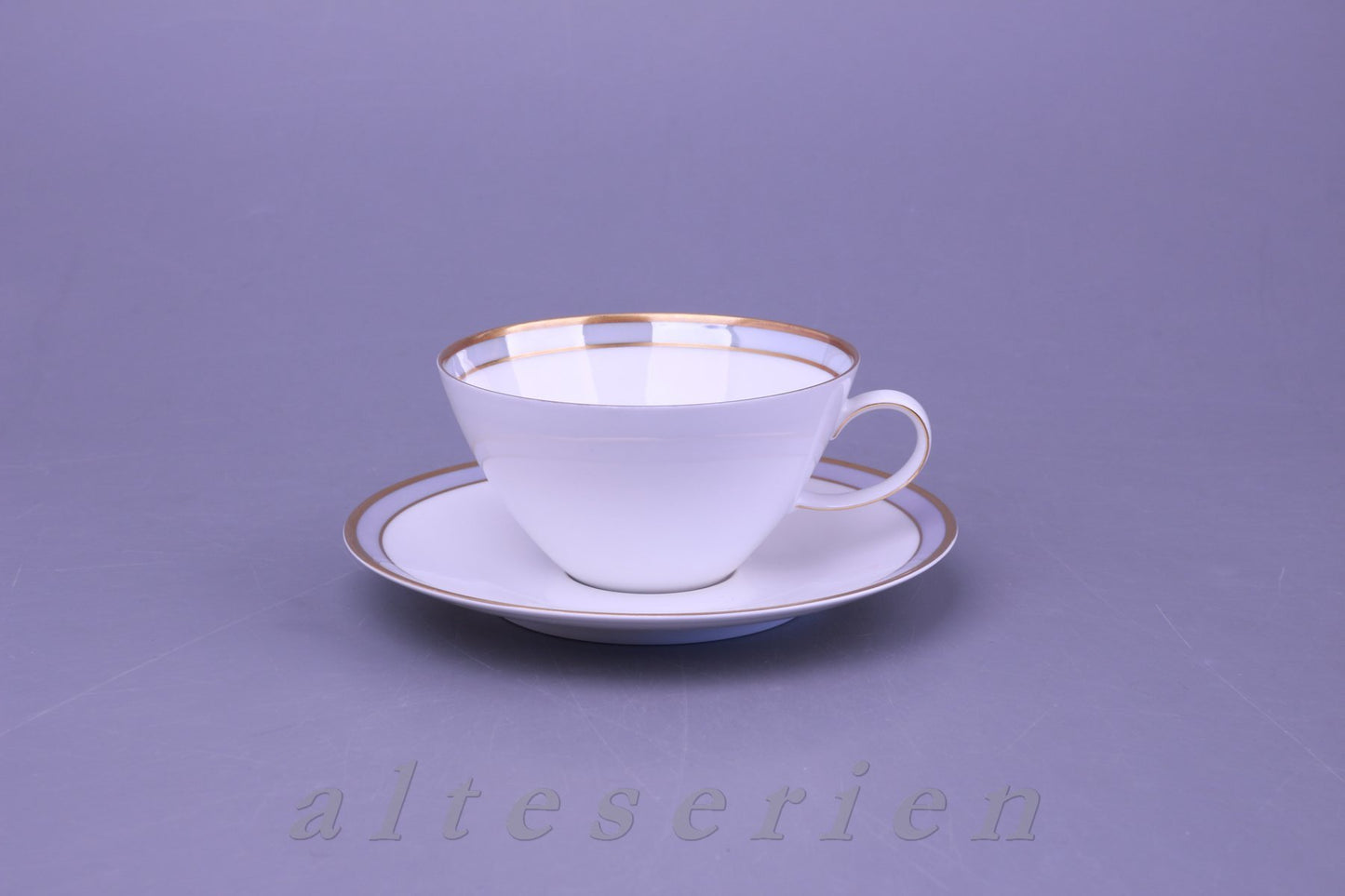 Teetasse mit Untere