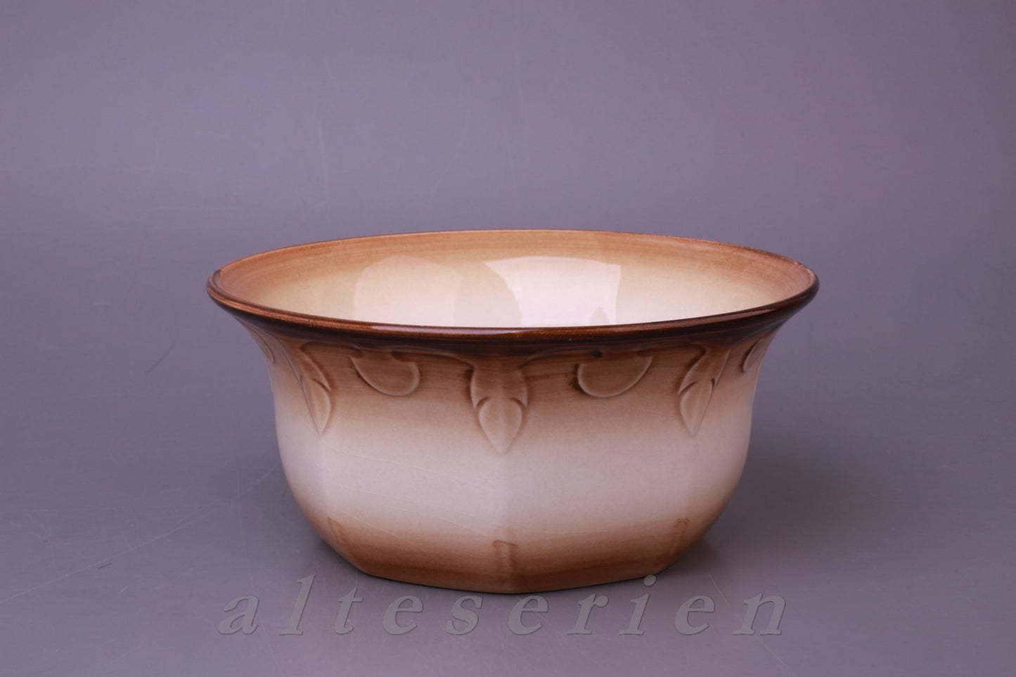 Schüssel mittelgroß