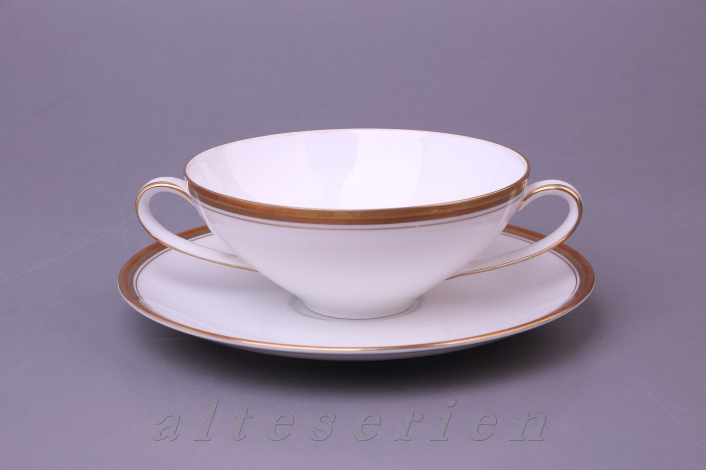 Suppentasse mit Untere