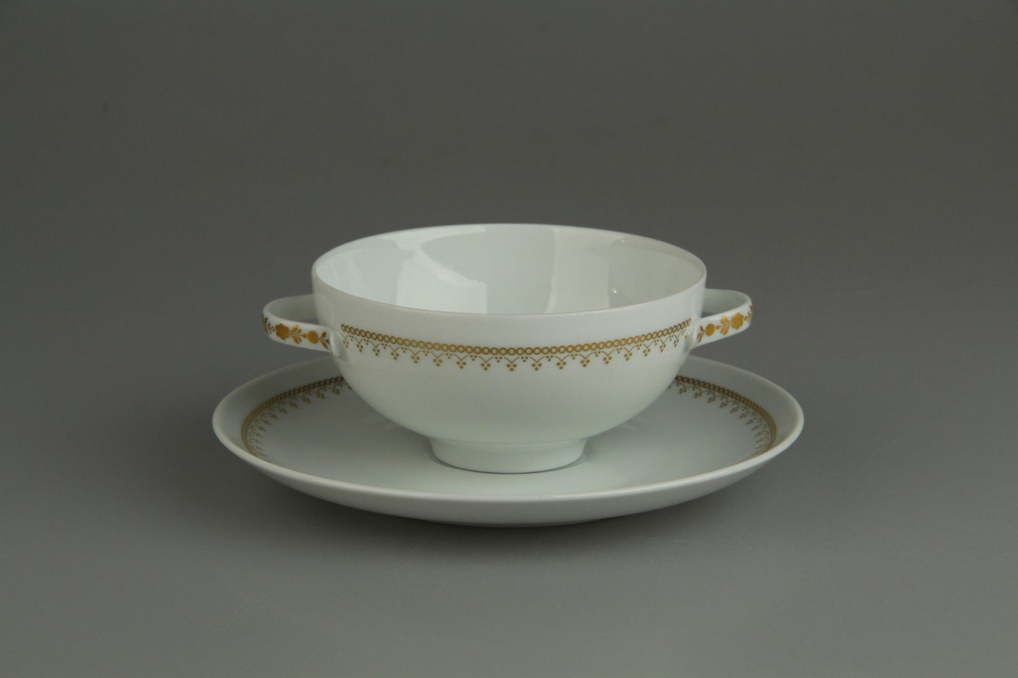 Suppentasse mit Untere