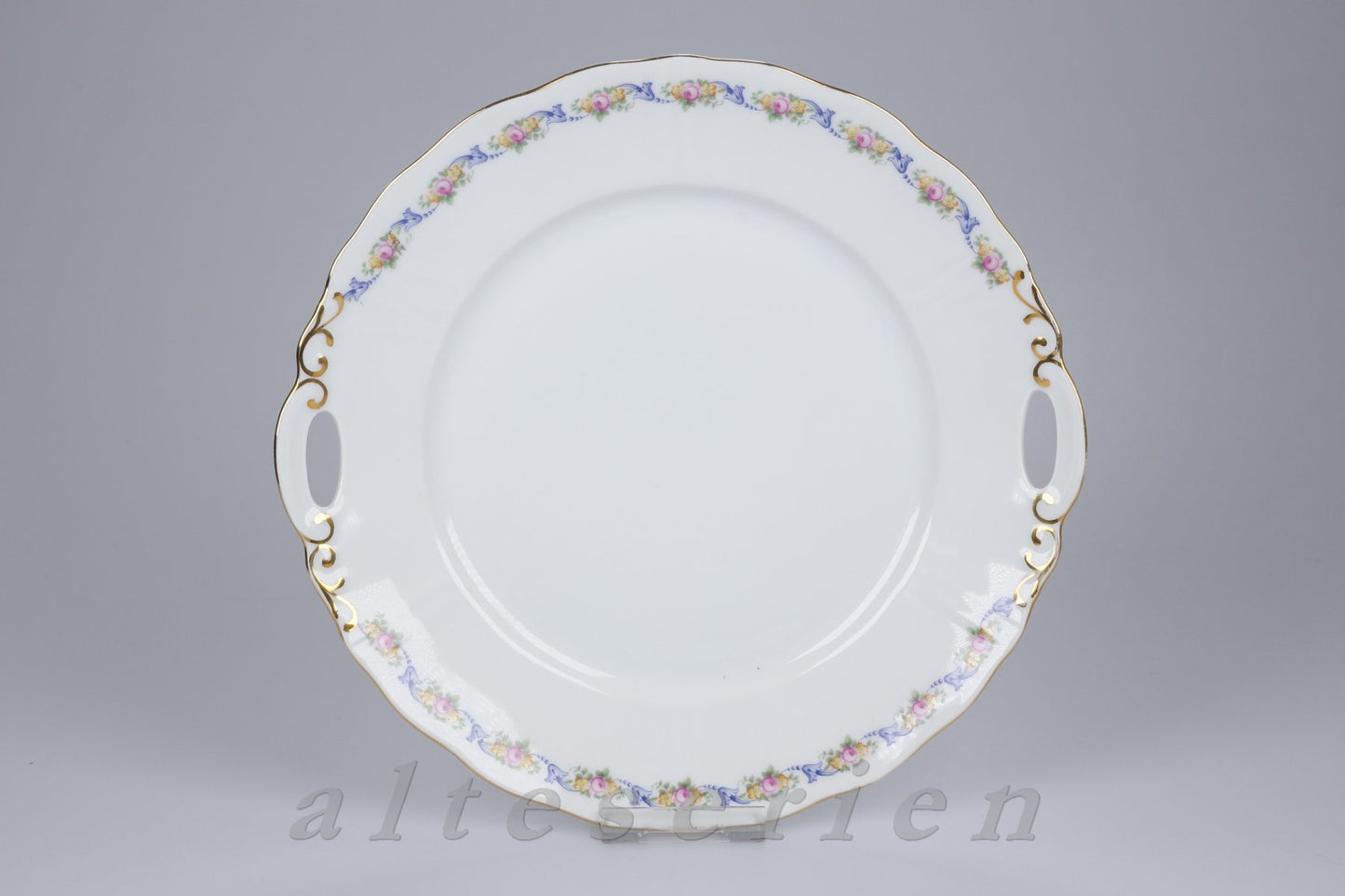 Kuchenplatte mit Griffen