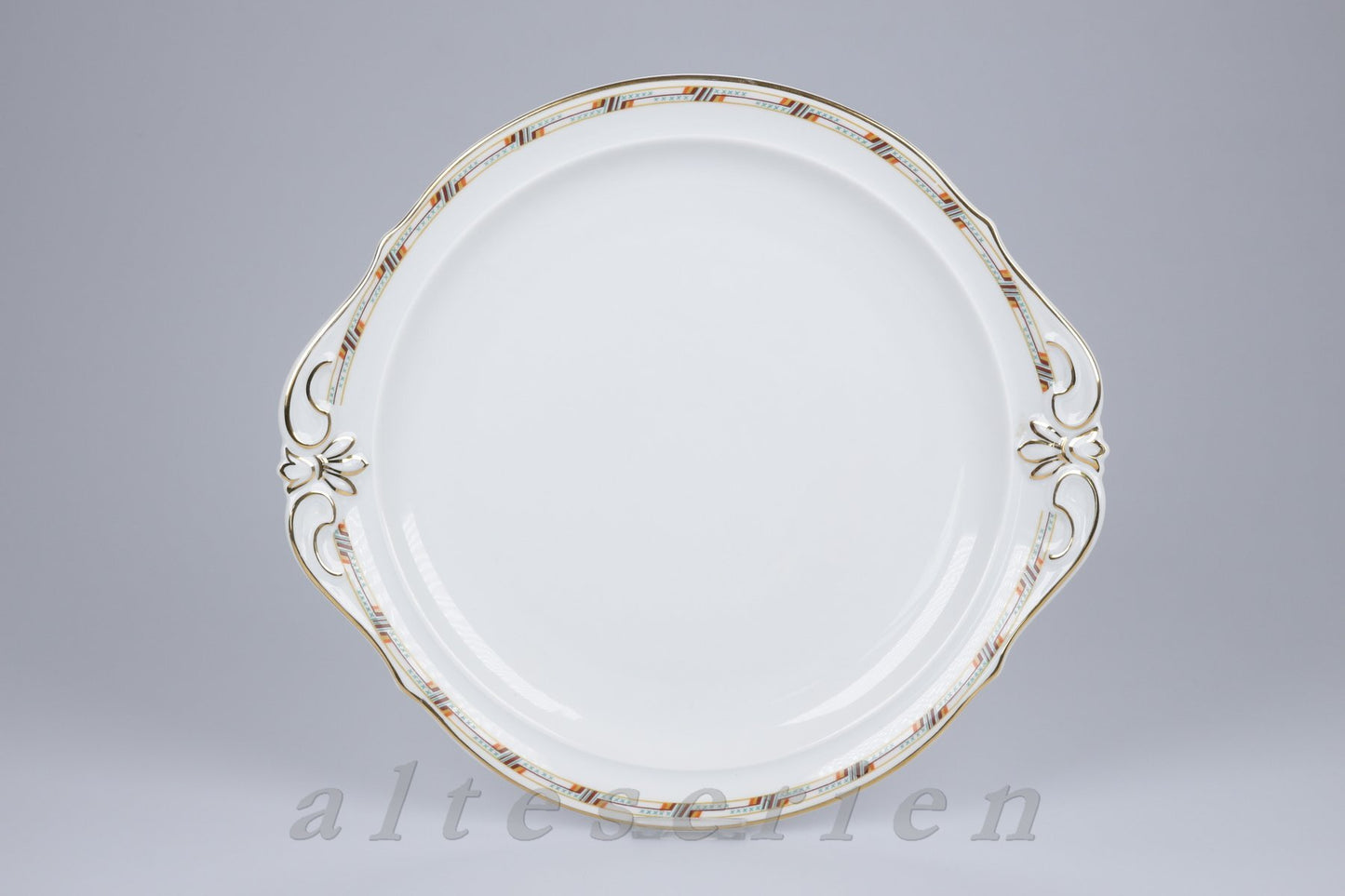 Kuchenplatte mit Griffen