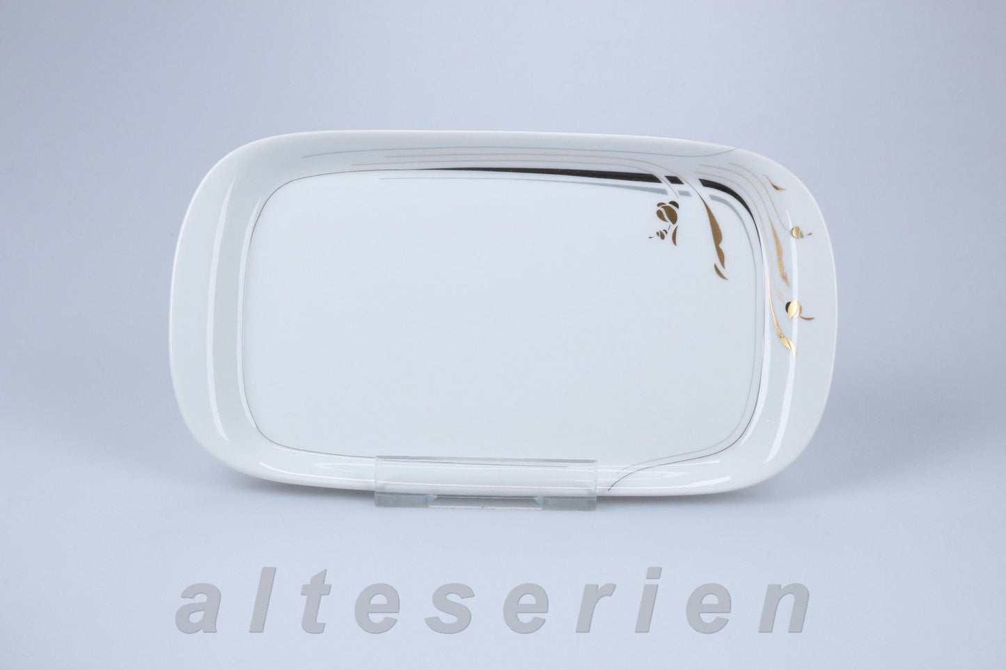 Tablett f Zucker und Milch