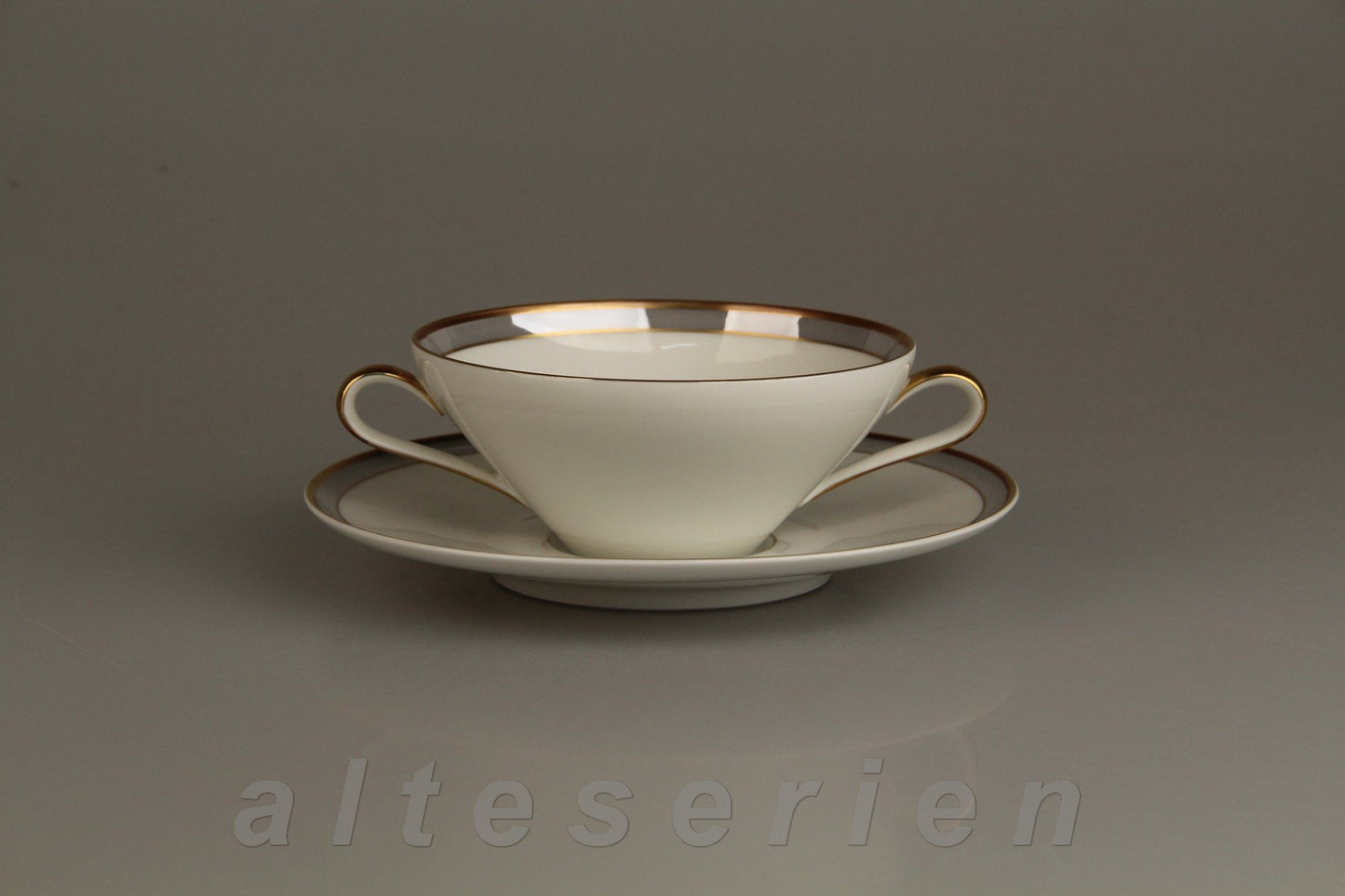 Suppentasse mit Untere