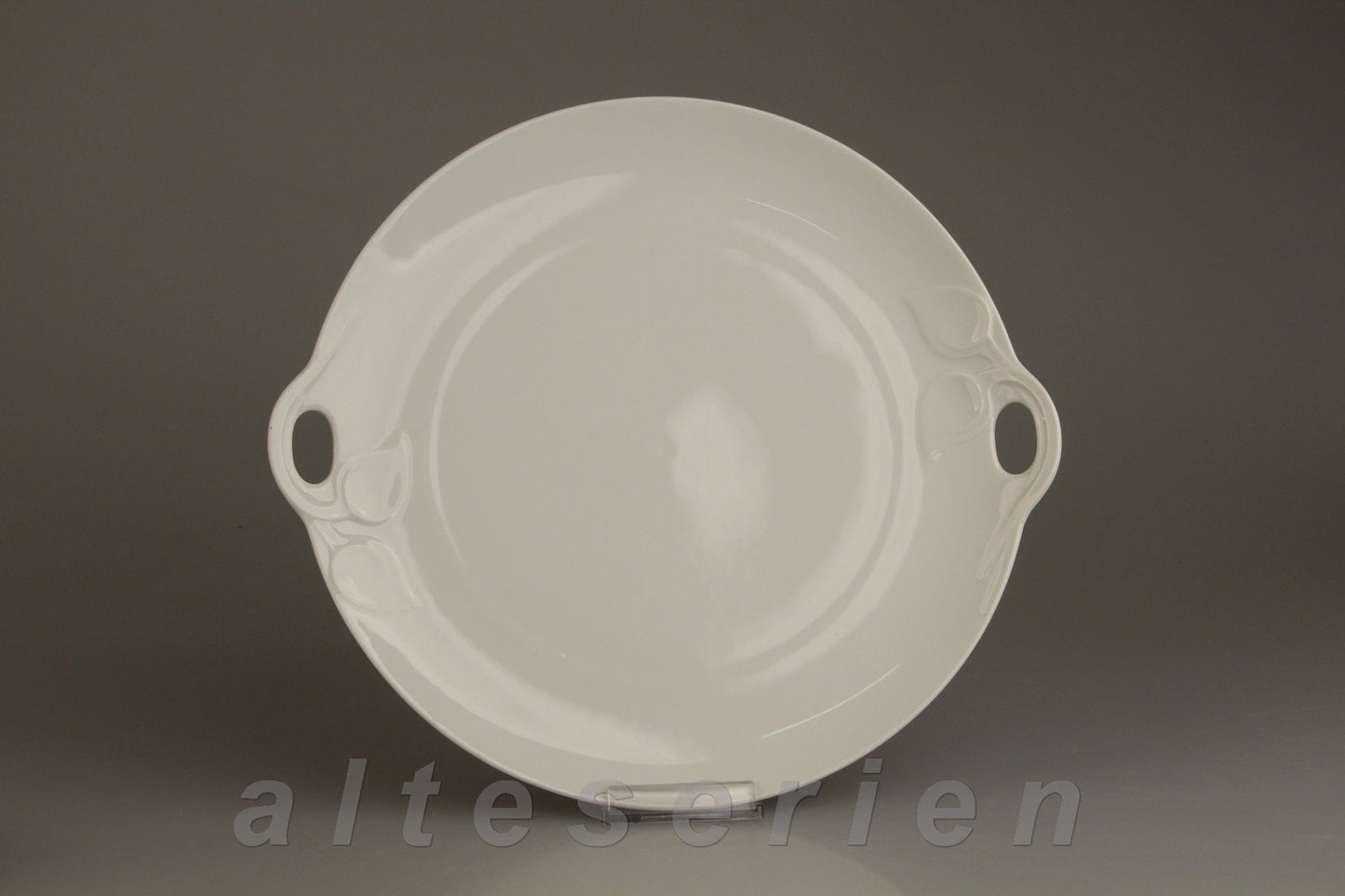 Kuchenplatte mit Griffen