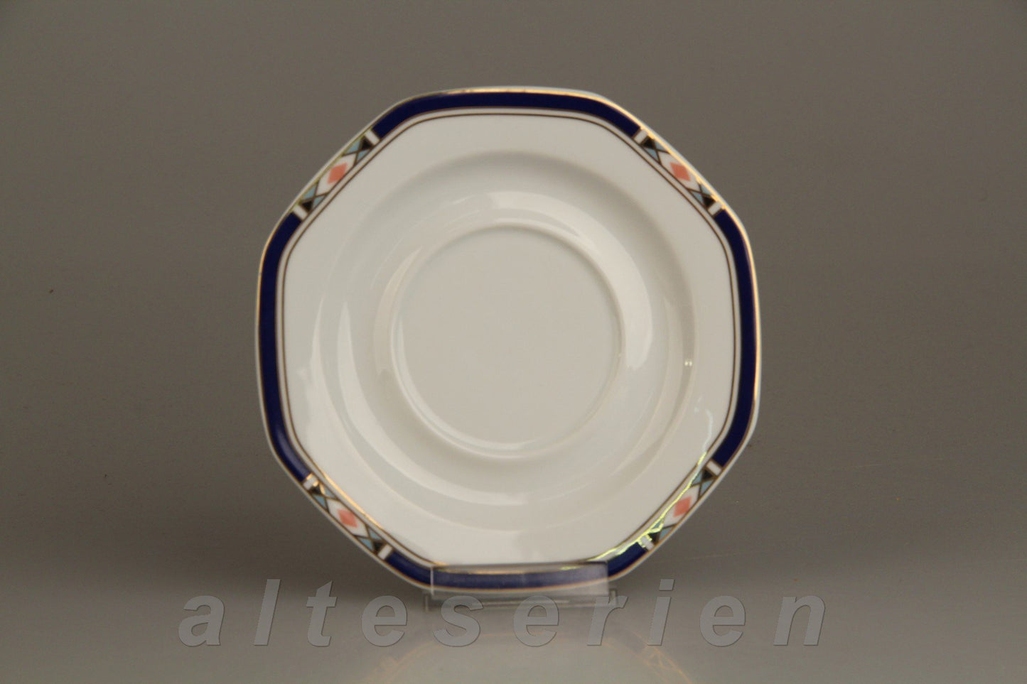 Untertasse für Suppe