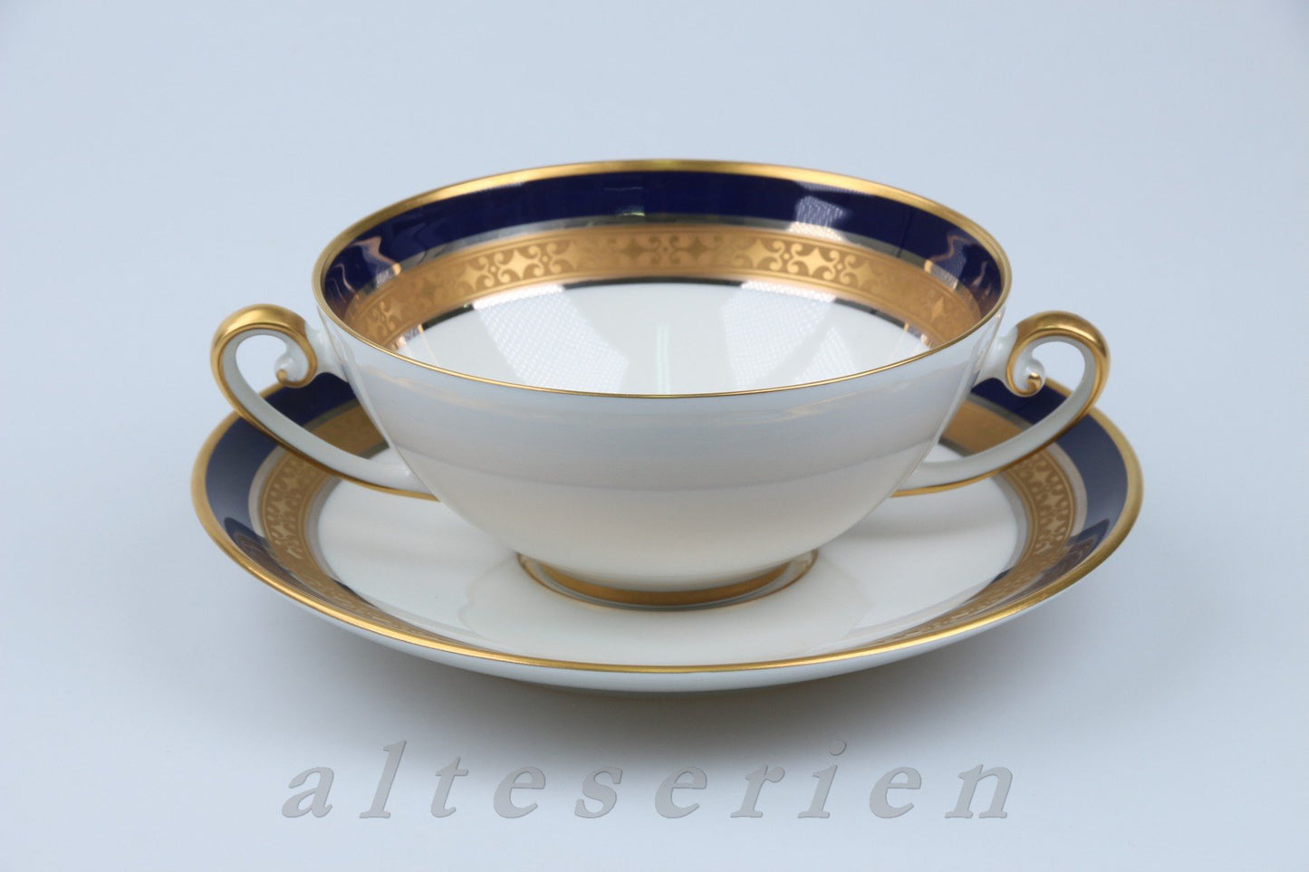 Suppentasse mit Untere