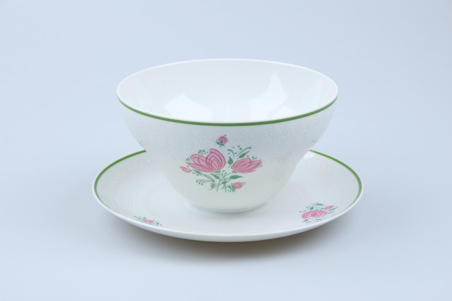 Sauciere mit Teller einteilig