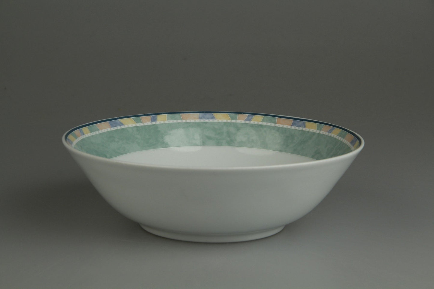 Schüssel mittelgroß