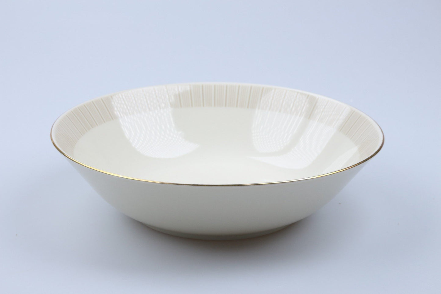 Schüssel mittelgroß