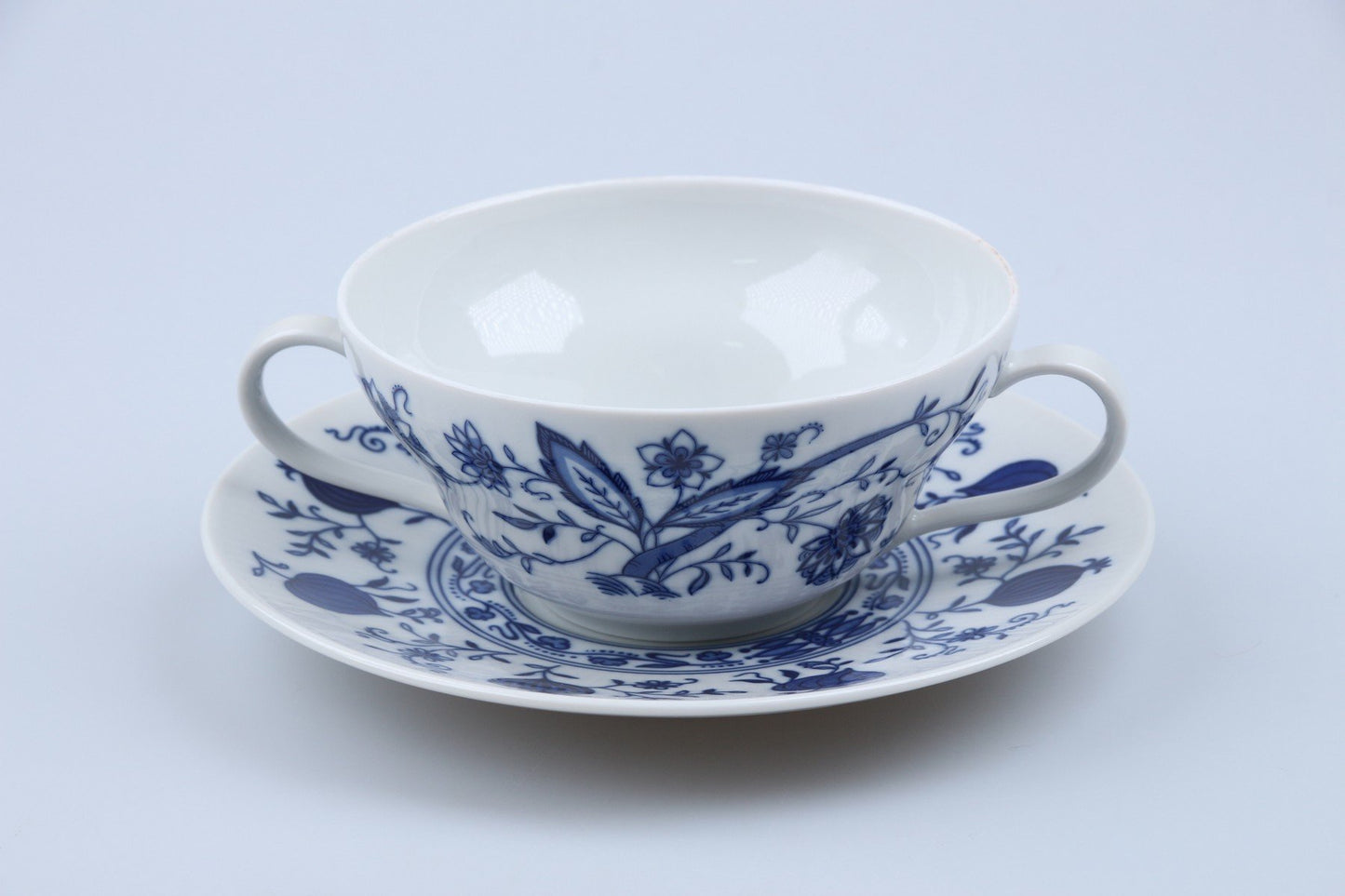 Suppentasse mit Untere