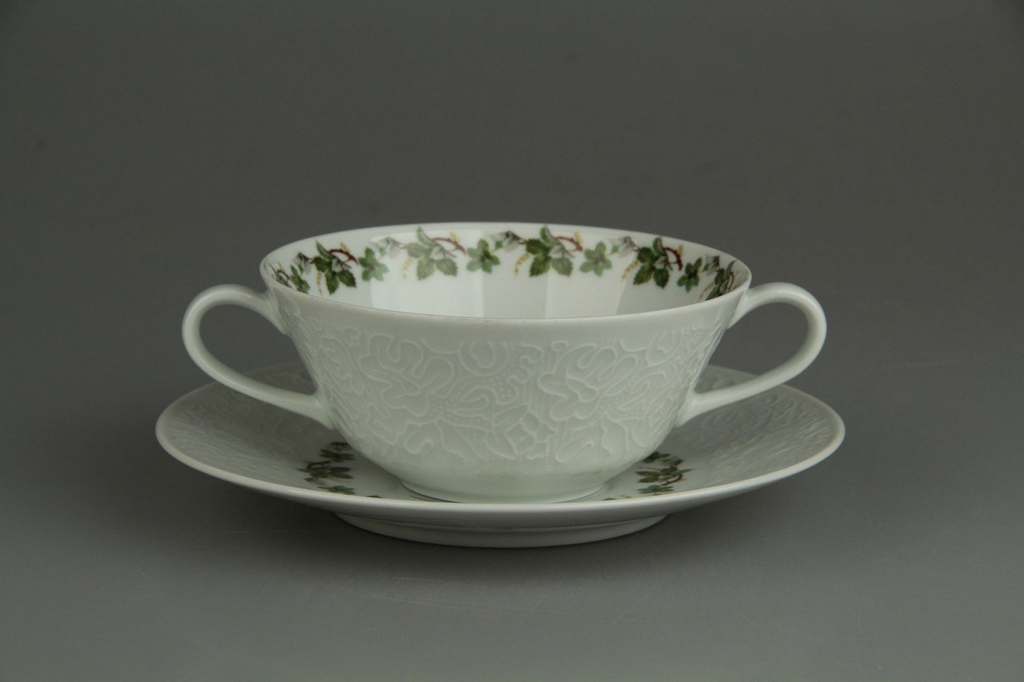 Suppentasse mit Untere